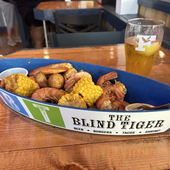 THE BLIND TIGER - Updated January 2025 - 52 Photos & 20 Reviews - 1 N