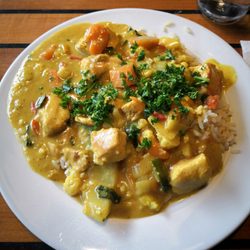 Bio Markt - Putencurry mit frischer Petersilie