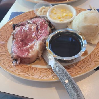 Cherrystones Grill & Grotto - 12 0z prime rib with mashed potatoes - Japanese Near Me - Gardena, California