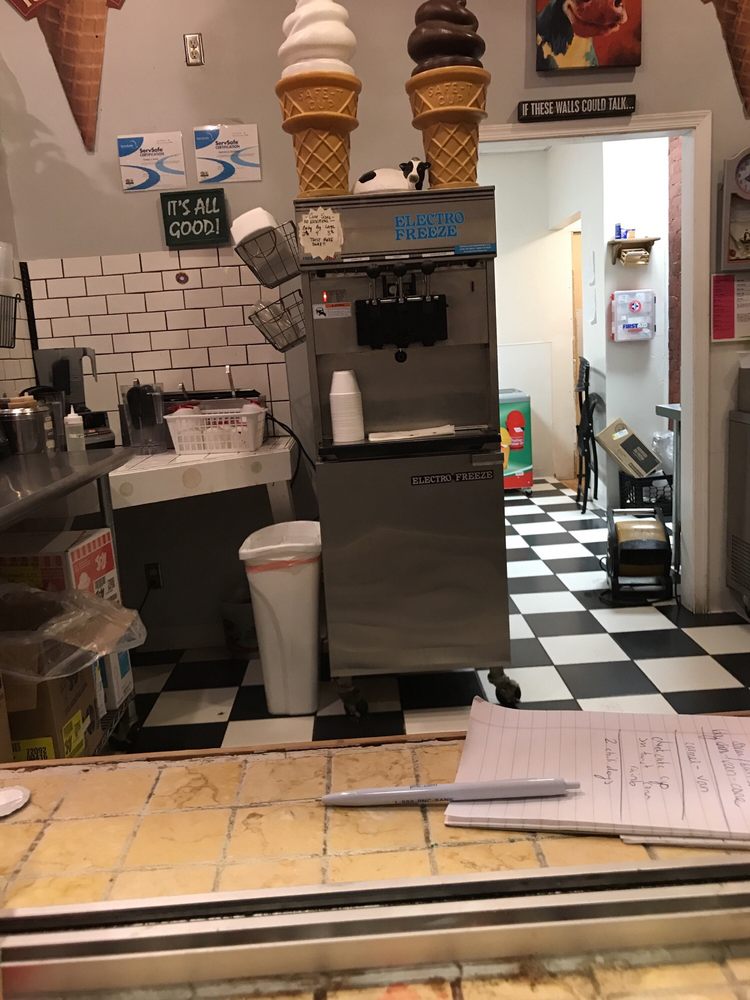 Social spots from Diamond City Dairy