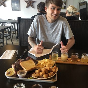 Porter Brew & Que Brewery - Barbeque Near Me - Dunwoody, Georgia Porter Brew & Que Brewery - Barbeque Near Me - Dunwoody, Georgia