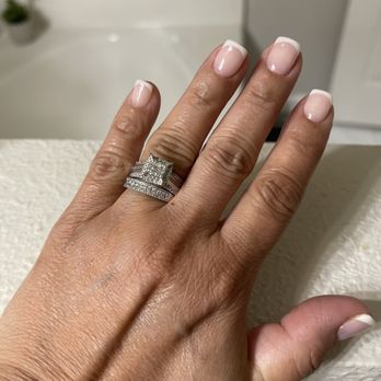 LV Nails Lounge - Nail Salons Near Me - Orlando, Florida
