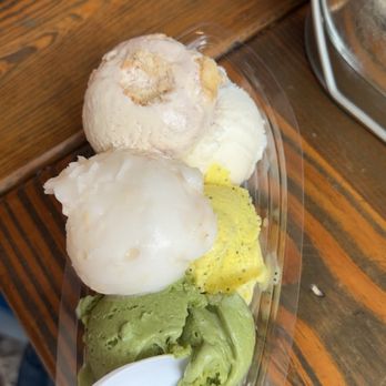 Mimi's Handmade Ice Cream - Matcha, lychee, lemon poppy, Thai sweet basil, and tiramisu flight. - Ice Cream & Frozen Yogurt Near Me - Arlington, Virginia Mimi's Handmade Ice Cream - Matcha, lychee, lemon poppy, Thai sweet basil, and tiramisu flight. - Ice Cream & Frozen Yogurt Near Me - Arlington, Virginia