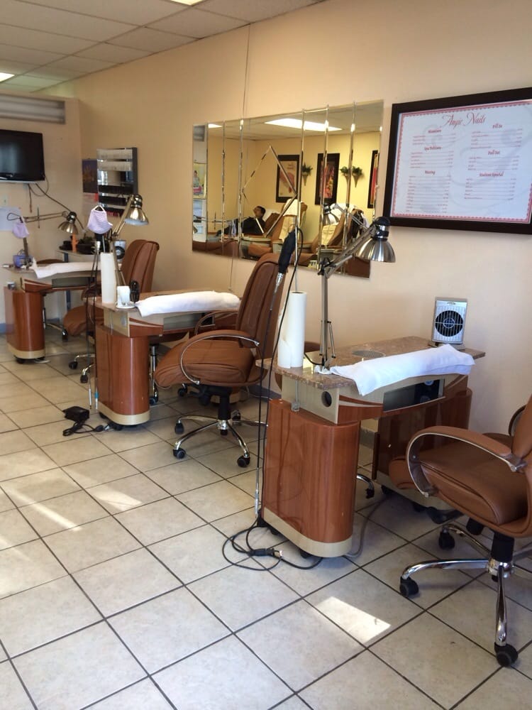 ANGIE’S NAILS Updated September 2024 514 State Ave, Marysville