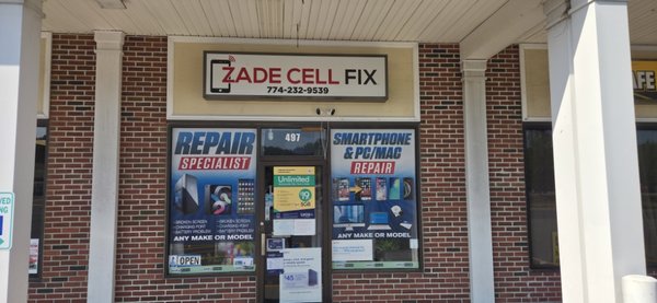 Cellphone,Tablet and Laptop repair - We do fix, sell, trade, unlock all kinds of phones, tablets, laptops and gaming consoles. We also sell
Luca Mobile plans and sim cards.
