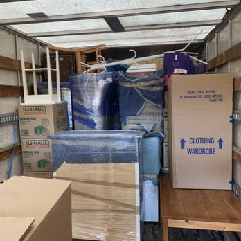 Valley's Top Notch Moving - Stacking the truck. - Movers Near Me - Pacoima, California Valley's Top Notch Moving - Stacking the truck. - Movers Near Me - Pacoima, California