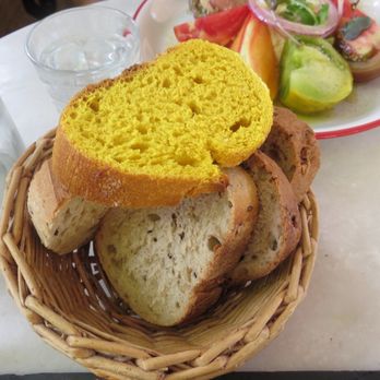 La Terrasse - bread - French Near Me - La Bastidonne, 84