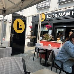Look Mam No Hands - The restaurant.