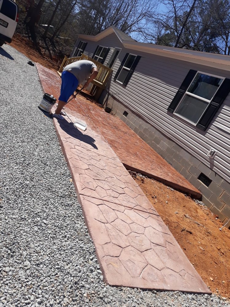 Slide of Molina Construction