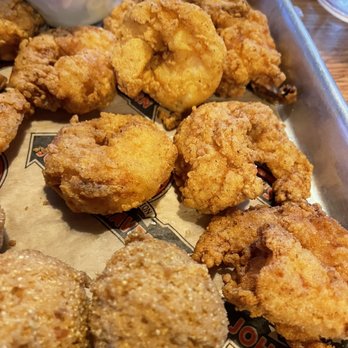 Johnny's Tavern - Fried Shrimp Platter - New American Near Me - Overland Park, Kansas