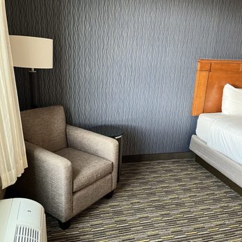 Drury Inn & Suites Sikeston - Hotels Near Me - Miner, Missouri