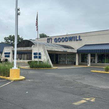 Goodwill Industries - Thrift Stores Near Me - Akron, Ohio Goodwill Industries - Thrift Stores Near Me - Akron, Ohio