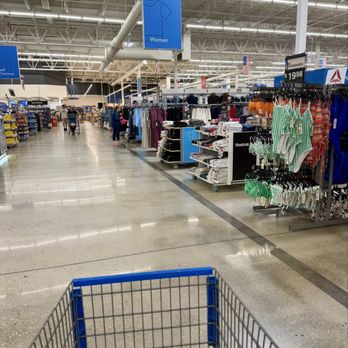Walmart Supercenter - Wide and clean aisles - Department Stores Near Me - Fort Myers, Florida Walmart Supercenter - Wide and clean aisles - Department Stores Near Me - Fort Myers, Florida