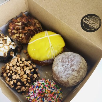Maverick's Donuts - Maple bacon, lemon ricotta, Nutella, s'mores, peanut butter, sprinkled donuts - Donuts Near Me - Ottawa, Ontario Maverick's Donuts - Maple bacon, lemon ricotta, Nutella, s'mores, peanut butter, sprinkled donuts - Donuts Near Me - Ottawa, Ontario