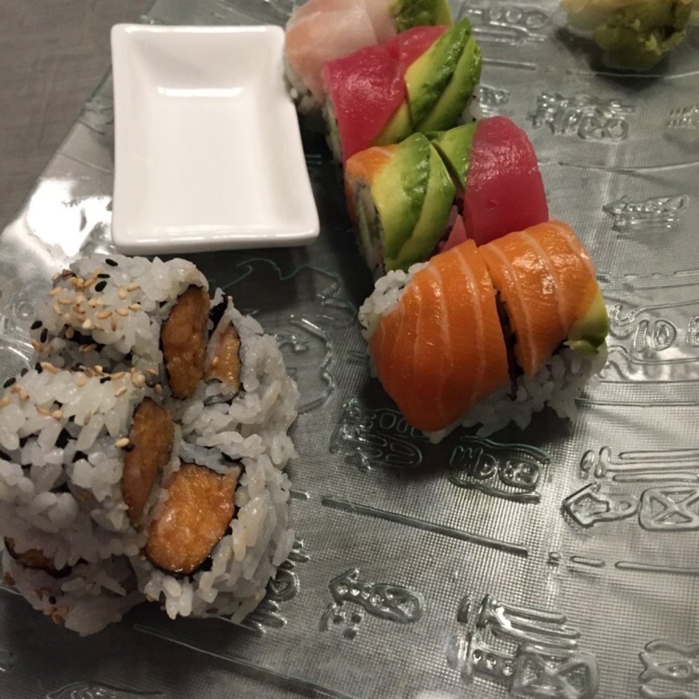 Fuji Yama - Rainbow roll & spicy tuna roll - Japanese Near Me - Slidell, Louisiana Fuji Yama - Rainbow roll & spicy tuna roll - Japanese Near Me - Slidell, Louisiana