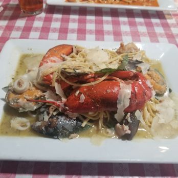 The Family Table - Italian Near Me - Henry, Tennessee