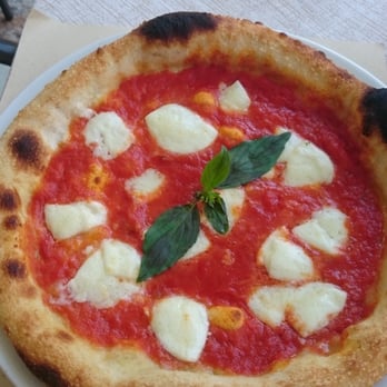 Pizzeria Trattoria Impero - Bufala classica pizza - Pizza Near Me - Verona, VR