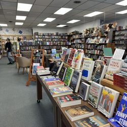 Excelsior Bay Books