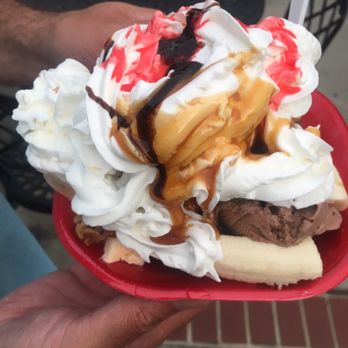 Cindy And Jims Ice Cream - Banana split! - Ice Cream & Frozen Yogurt Near Me - Myrtle Beach, South Carolina