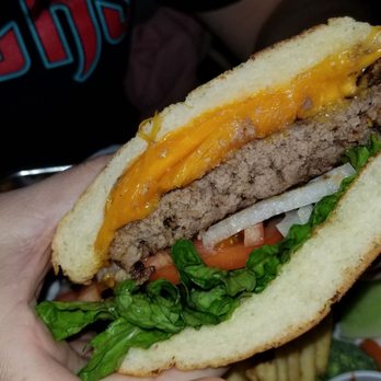 AZ88 - Burger 1 - American Near Me - Scottsdale, Arizona