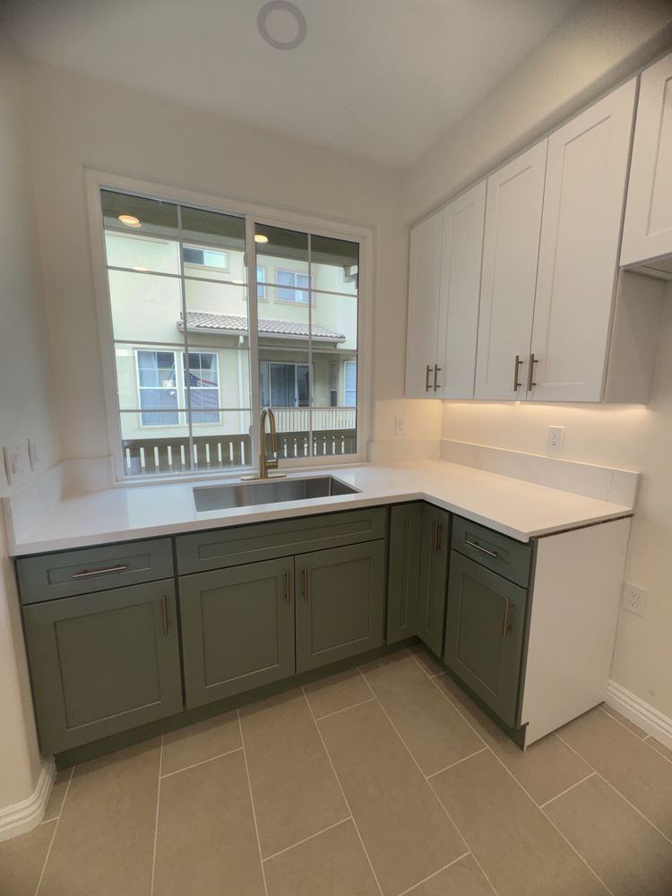 Slide of Blackstone Remodeling