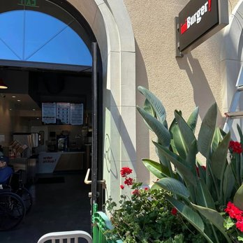 iniBurger - Trendy entrance - Burgers Near Me - Santa Clara, California iniBurger - Trendy entrance - Burgers Near Me - Santa Clara, California