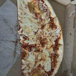 Bella-Villa - Cheese pizza with bubbles
