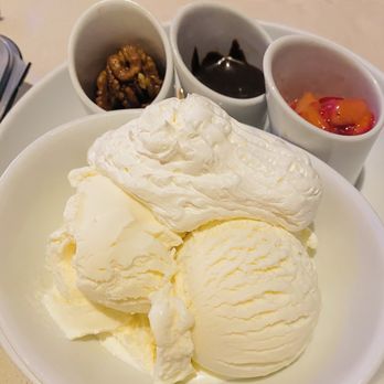 California Pizza Kitchen - My fam and I had to try the new make it yourself dessert. It was good! - Pizza Near Me - Manhattan Beach, California California Pizza Kitchen - My fam and I had to try the new make it yourself dessert. It was good! - Pizza Near Me - Manhattan Beach, California