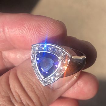 Gem City Jewelers - Trillion cut 3 3/4 carat Tanzanite with E color diamonds .10 carat - Watch Repair Near Me - Monrovia, California Gem City Jewelers - Trillion cut 3 3/4 carat Tanzanite with E color diamonds .10 carat - Watch Repair Near Me - Monrovia, California