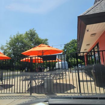 Steak 'n Hoagie Shop - Outside patio - Sandwiches Near Me - Matthews, North Carolina