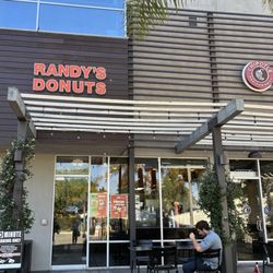 Randy's Donuts