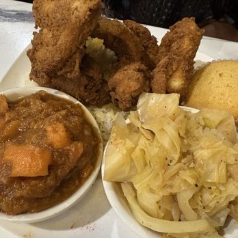 Blaze Bistro - 3 Whole Fried Chicken Wings Garlic Mashed Potatoes Candied Yams Smothered Cabbage - Soul Food Near Me - Humble, Texas