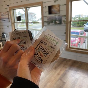 Surfin' Spoon - Every ice cream sandwich is the best ice cream sandwich. - Ice Cream & Frozen Yogurt Near Me - Nags Head, North Carolina