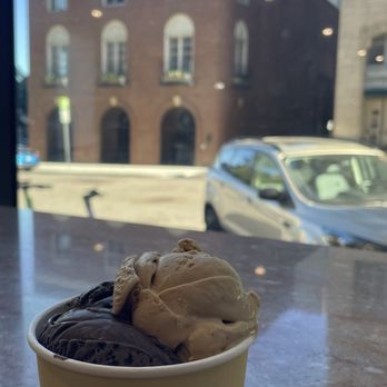 Rose Rock Microcreamery - Vietnamese Coffee and Midnight Chocolate - Ice Cream & Frozen Yogurt Near Me - Tulsa, Oklahoma