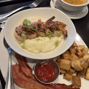 Bonefish Grill - Brunch Shrimp n Grits with creole sauce on the side - Seafood Near Me - Orlando, Florida Bonefish Grill - Brunch Shrimp n Grits with creole sauce on the side - Seafood Near Me - Orlando, Florida