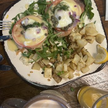 Egg Harbor Café - Salmo. Benedict - Breakfast & Brunch Near Me - Sandy Springs, Georgia