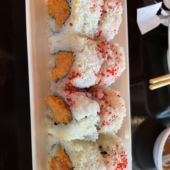 Todoroki - a plate of sushi and chopsticks - Japanese Near Me - Evanston, Illinois