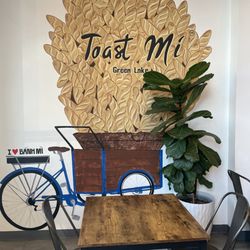 Toast Mi Green Lake - Cute interior