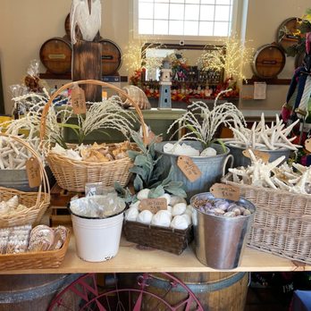 Emerald Coast Wine Cellars - a variety of baskets of wine - Wine Tasting Room Near Me - Miramar Beach, Florida
