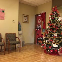 Dental Group of Bloomingdale - Beautifully decorated for the holidays!
