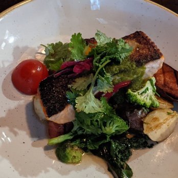 The Whalesbone - Chinook salmon - Seafood Near Me - Ottawa, Ontario