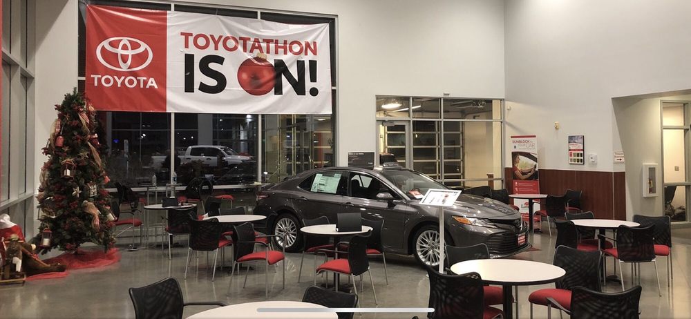 TETON TOYOTA - 22 Photos & 39 Reviews - Car Dealers - 2252 W Sunnyside ...