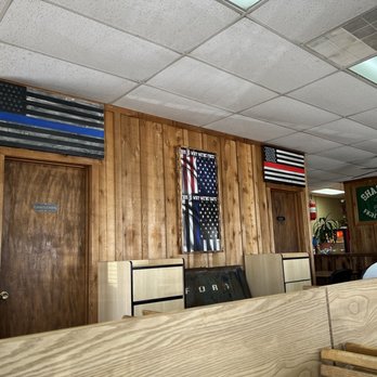 Hasty's Restaurant - american flag on the wall - Mexican Near Me - Shamrock, Texas Hasty's Restaurant - american flag on the wall - Mexican Near Me - Shamrock, Texas