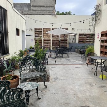 Breadbox - Coffee & Tea Near Me - Monterrey, NLE