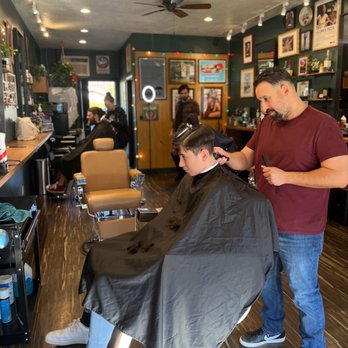 Val Barber - Barbers Near Me - Studio City, California Val Barber - Barbers Near Me - Studio City, California