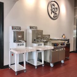 Rosito Bisani - Pasta extruders and cookers on display in our showroom.