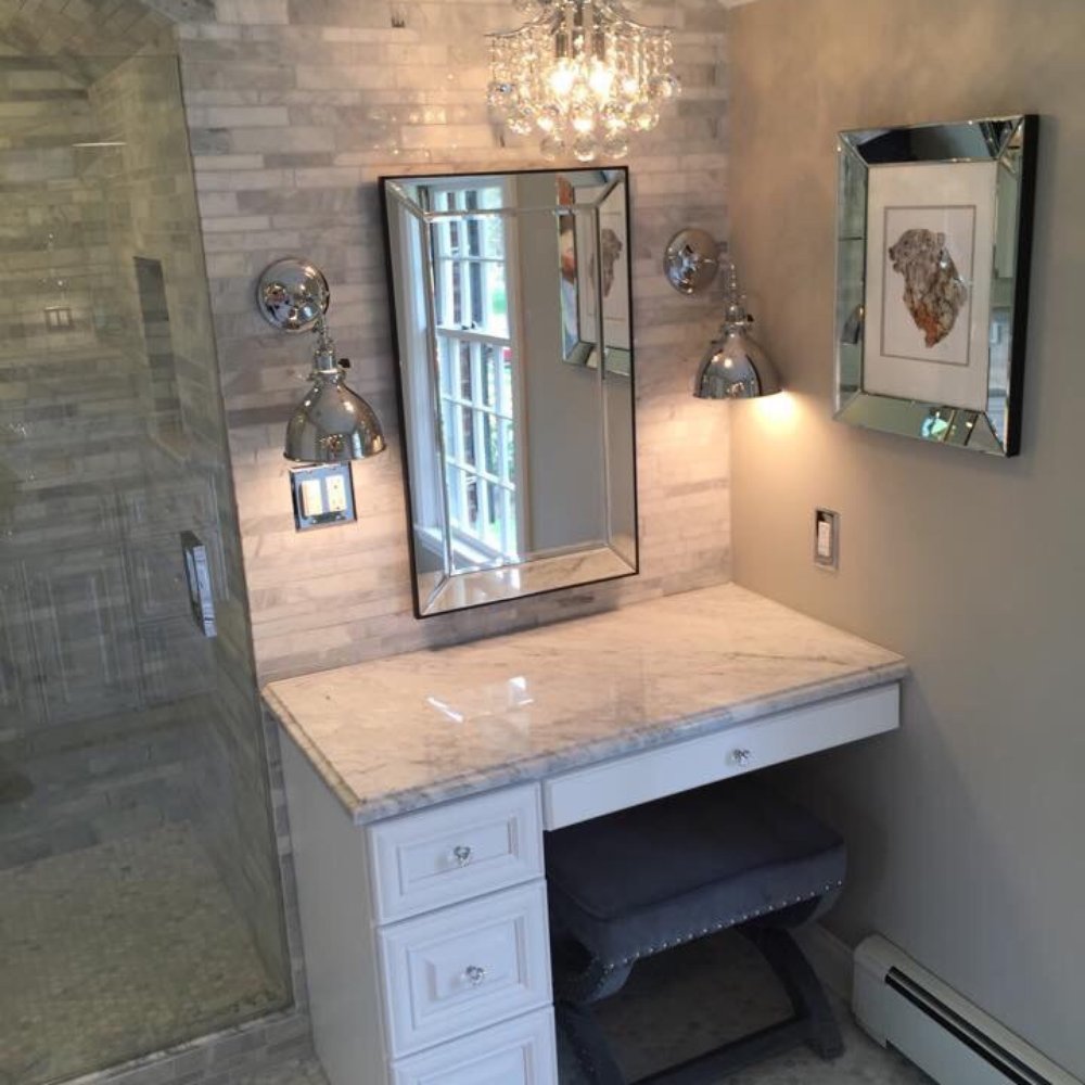 LJR Carpentry - The makeup vanity in my master bathroom. - Carpenters Near Me LJR Carpentry - The makeup vanity in my master bathroom. - Carpenters Near Me