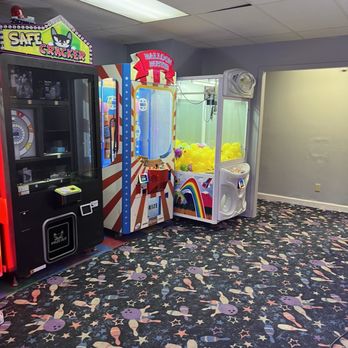 Yulee Bowling & Amusement - Games - Bowling Near Me - Yulee, Florida Yulee Bowling & Amusement - Games - Bowling Near Me - Yulee, Florida