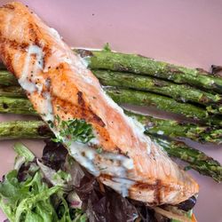 Salmon with asparagus and salad ....