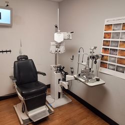 San Luis Valley Eye Care - Exam room